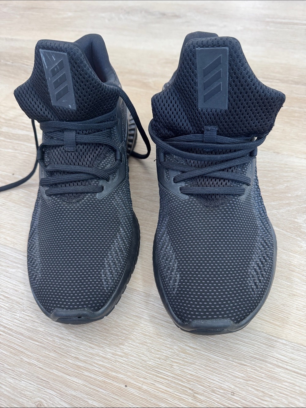 adidas Men's All-Black Lightweight Athletic Sneakers